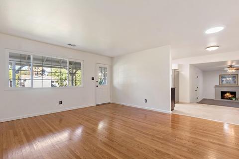 1410 Pacific Dr, Davis, CA 95616 photo 4