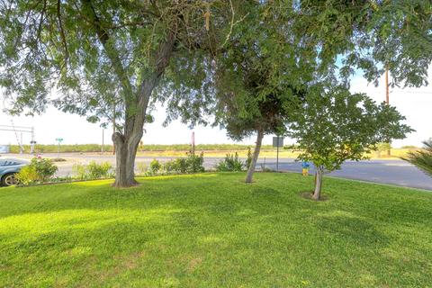 340 Santa Fe, Planada, CA 95365 photo 4