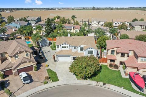 1233 Pyrenees St, Tracy, CA 95304 photo 3