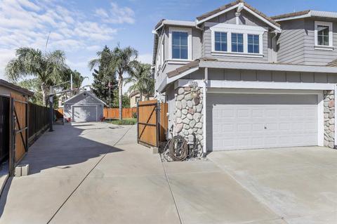 1233 Pyrenees St, Tracy, CA 95304 photo 2