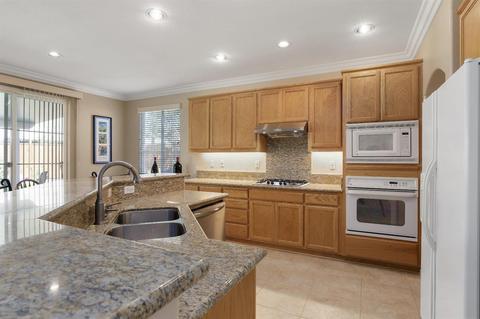 1233 Pyrenees St, Tracy, CA 95304 photo 13
