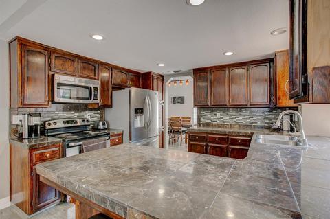 2036 Elwin Way, Modesto, CA 95350 photo 9