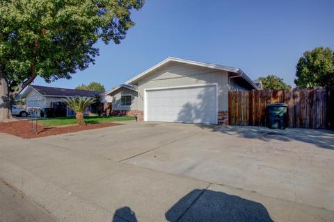 2521 Killarney Way, Modesto, CA 95355 photo 2
