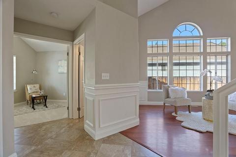 350 Falcon Ct, Tracy, CA 95376 photo 3