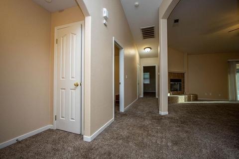2158 W Park Dr, Madera, CA 93637 photo 7