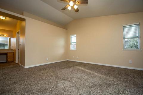2158 W Park Dr, Madera, CA 93637 photo 15