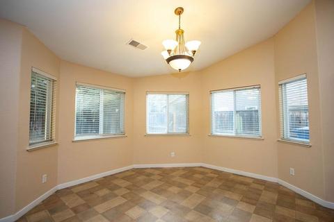 2158 W Park Dr, Madera, CA 93637 photo 27