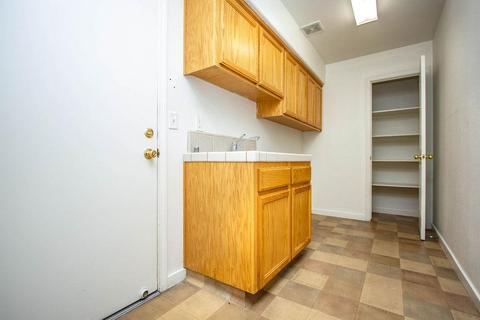 2158 W Park Dr, Madera, CA 93637 photo 31