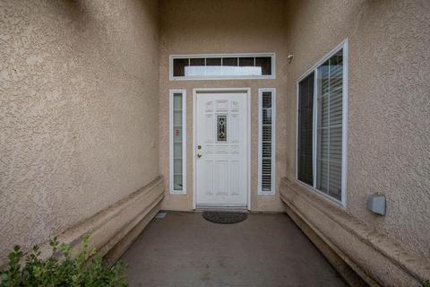 2158 W Park Dr, Madera, CA 93637 photo 3