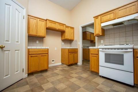 2158 W Park Dr, Madera, CA 93637 photo 29