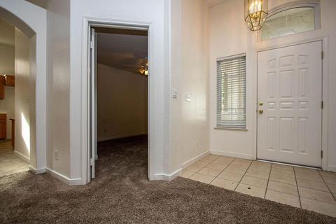 2368 Bay View Dr, Madera, CA 93637 photo 4