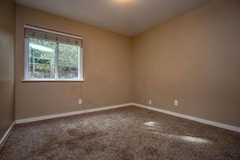 2438 Bay View Dr, Madera, CA 93637 photo 13