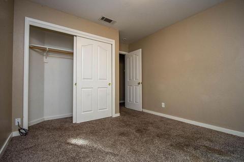 2438 Bay View Dr, Madera, CA 93637 photo 14