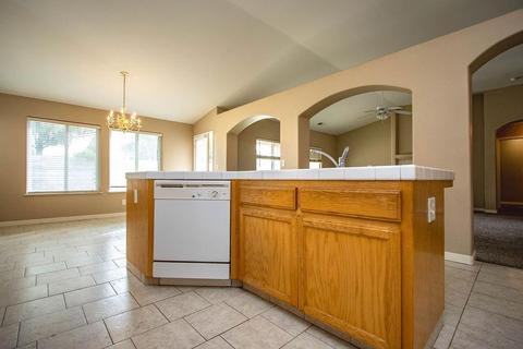 2438 Bay View Dr, Madera, CA 93637 photo 25
