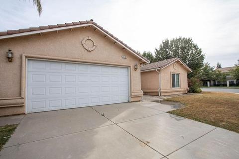 2438 Bay View Dr, Madera, CA 93637 photo 2