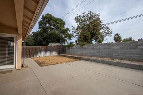2438 Bay View Dr, Madera, CA 93637 photo 31