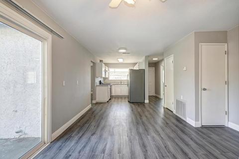 2501 Rotterdam Dr, Elverta, CA 95626 photo 8