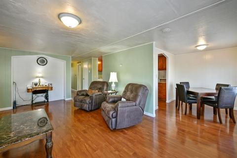136 Via Flora, Olivehurst, CA 95961 photo 6