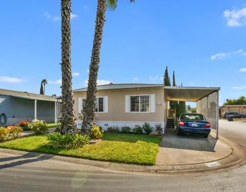 136 Via Flora, Olivehurst, CA 95961 photo 1