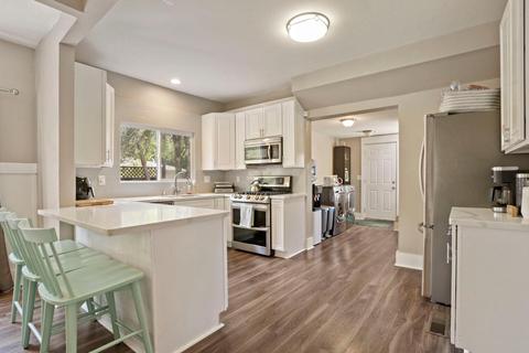 1011 El Vecino Ave, Modesto, CA 95350 photo 8