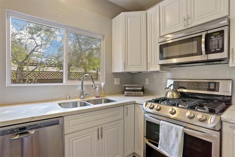 1011 El Vecino Ave, Modesto, CA 95350 photo 11