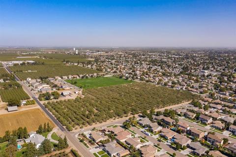 945 S Highland, Ripon, CA 95366 photo 5