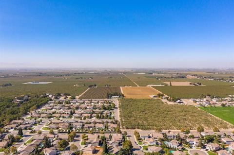 945 S Highland, Ripon, CA 95366 photo 3