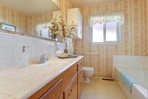 1245 S Washington St, Lodi, CA 95240 photo 16