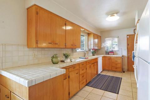 1245 S Washington St, Lodi, CA 95240 photo 10