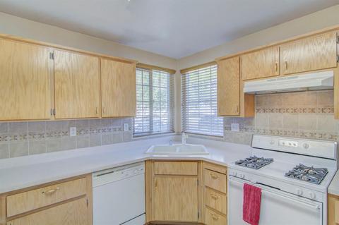 8625 Travary Way, Antelope, CA 95843 photo 10