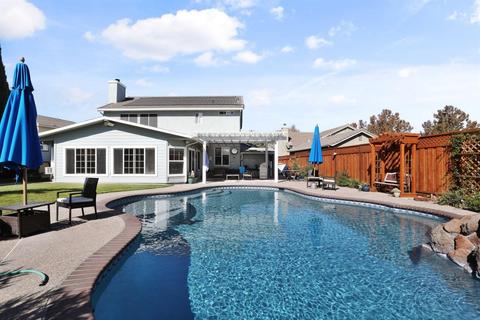 2720 Old River Ct, Tracy, CA 95377 photo 4