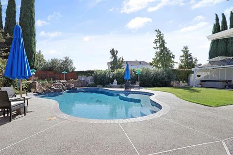 2720 Old River Ct, Tracy, CA 95377 photo 3