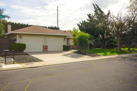 908 Edmonton Ln, Modesto, CA 95356 photo 2