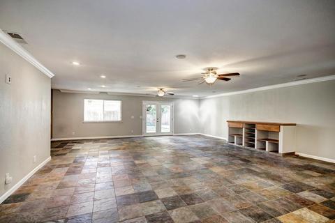 208 Willowmere Dr, Folsom, CA 95630 photo 4