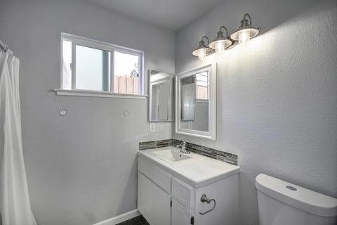 208 Willowmere Dr, Folsom, CA 95630 photo 24