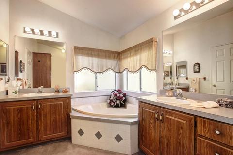 8567 Pershing Ave, Fair Oaks, CA 95628 photo 16