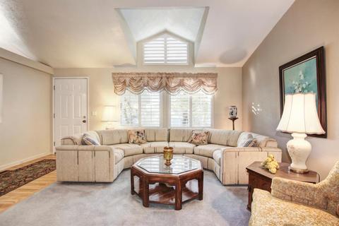 8567 Pershing Ave, Fair Oaks, CA 95628 photo 5