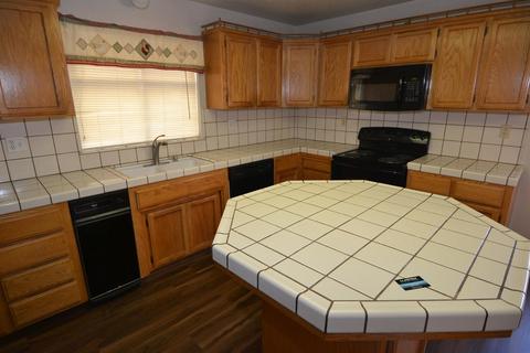 1901 Nutmeg Ct, Modesto, CA 95350 photo 5