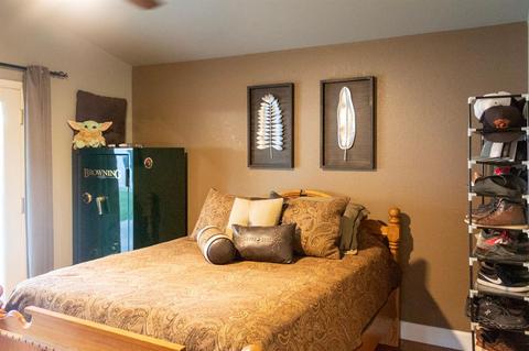 824 Taggert, Modesto, CA 95351 photo 19