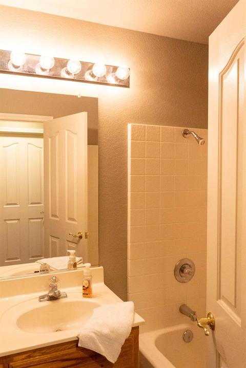 824 Taggert, Modesto, CA 95351 photo 14