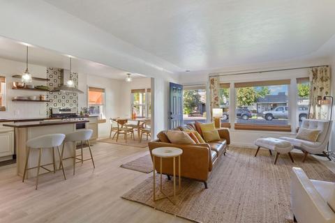 758 Eureka, Lodi, CA 95240 photo 3