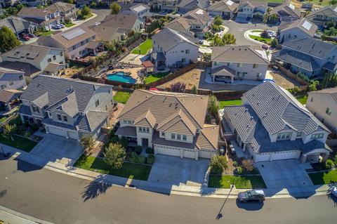 1531 Syracuse Dr, Rocklin, CA 95765 photo 2