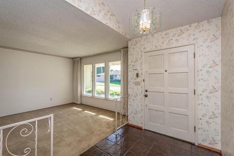4825 Marlborough Way, Carmichael, CA 95608 photo 9