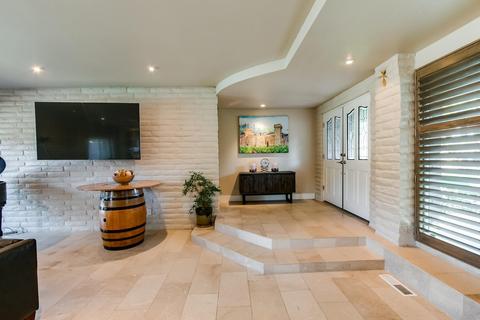 711 Stewart Rd, Modesto, CA 95356 photo 10