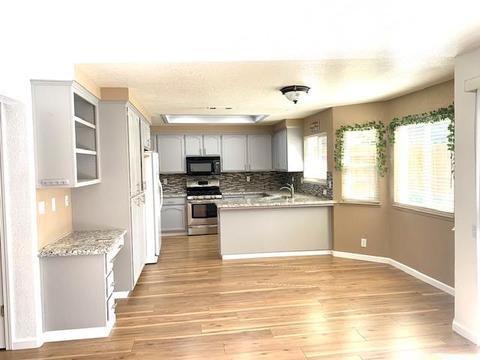 1720 Volendam, Modesto, CA 95356 photo 8
