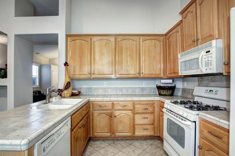 2243 Cattle Dr, Folsom, CA 95630 photo 17