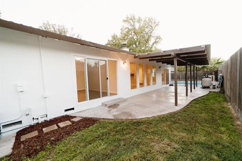 2725 E Orangeburg Ave, Modesto, CA 95355 photo 39