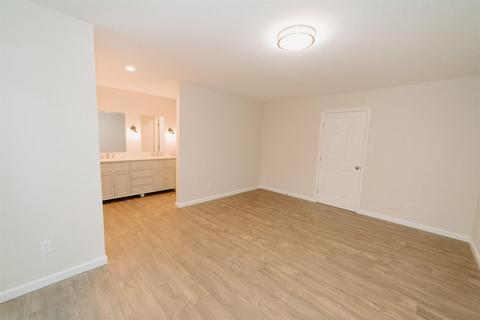 2725 E Orangeburg Ave, Modesto, CA 95355 photo 22
