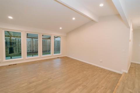 2725 E Orangeburg Ave, Modesto, CA 95355 photo 10