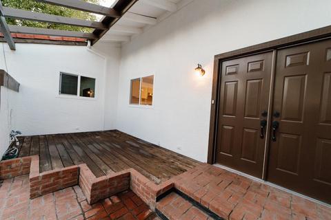 2725 E Orangeburg Ave, Modesto, CA 95355 photo 5